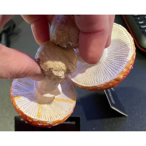 Red White Gnome Dome Toadstool Mushroom Christmas Ornaments Set Of 2 NEW #2 - Picture 3 of 5